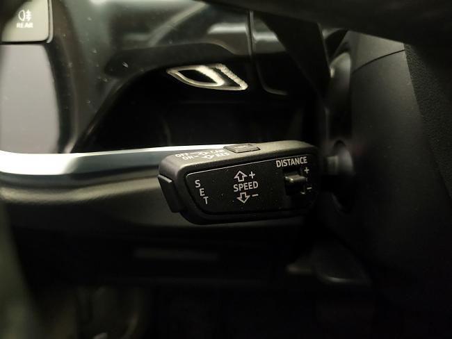Q3 35 TFSI S tronic 