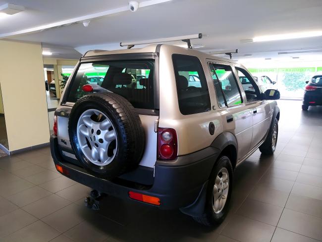 FREELANDER TD4