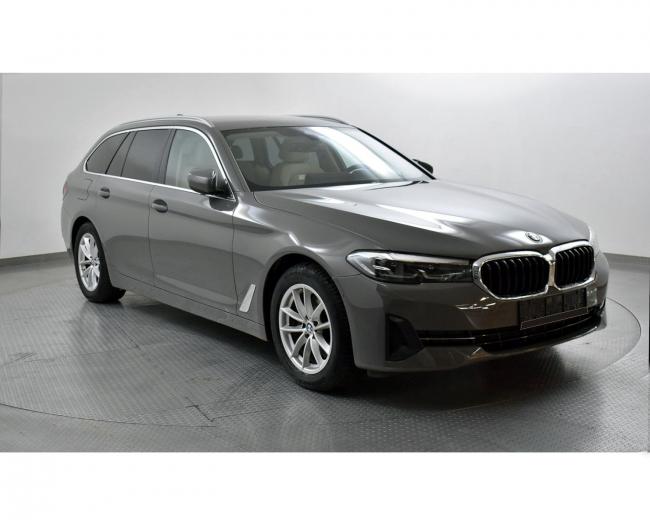 520d Touring  Sport Line 