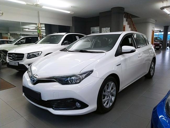 AURIS 140H e-CVT Active