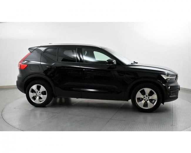 XC40 D3 Momentum Pro 