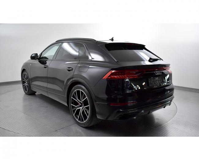 Q8 55 TFSIe Quattro S Line
