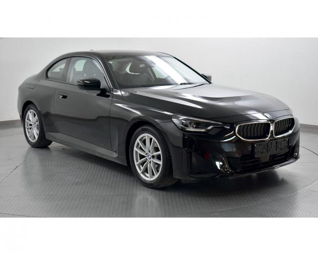 220i Coupe 
