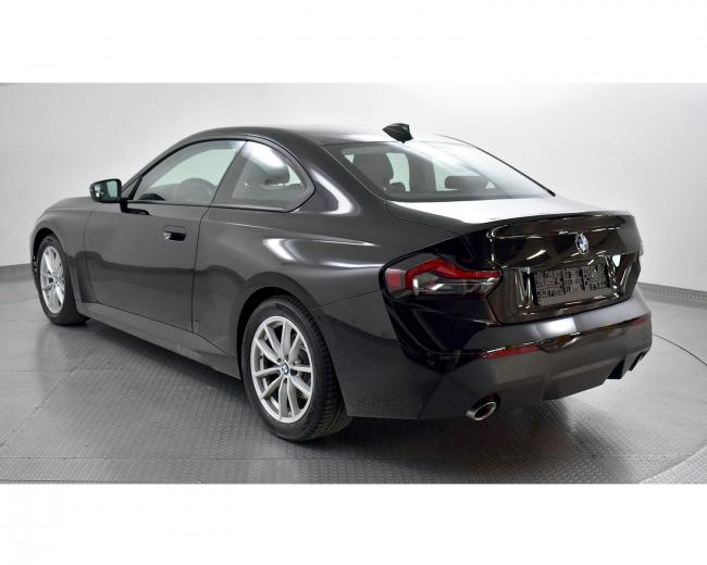 220i Coupe 