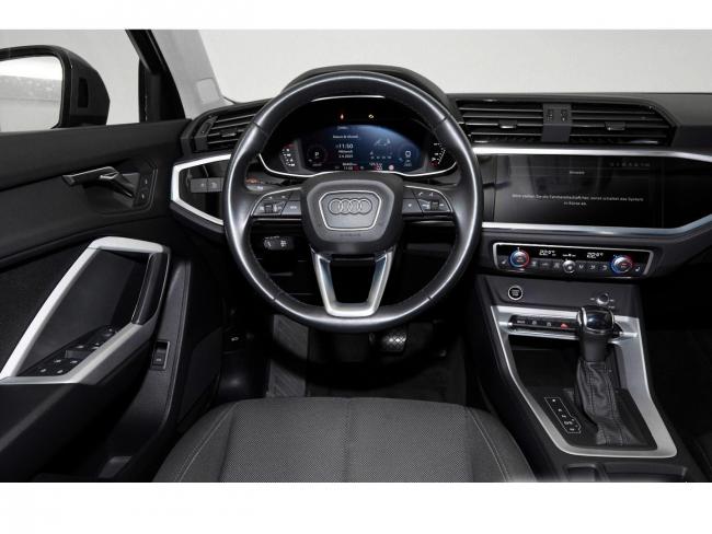 Q3 35 TFSI S tronic