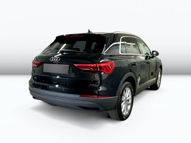 Q3 TFSIe S tronic 