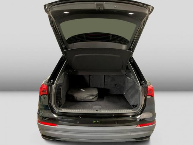Q3 TFSIe S tronic 