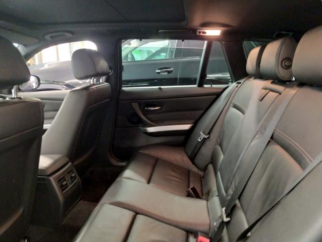 320 d Touring M Sport 