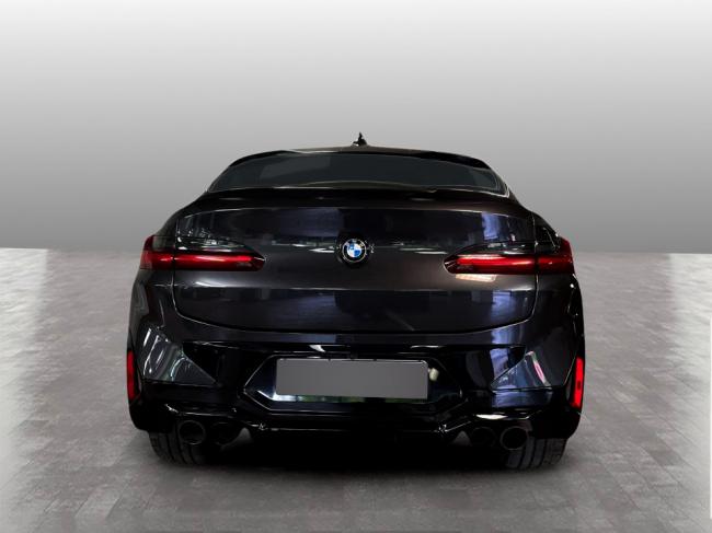 X4 M COMPETITION