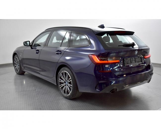 330e Touring M Sport 