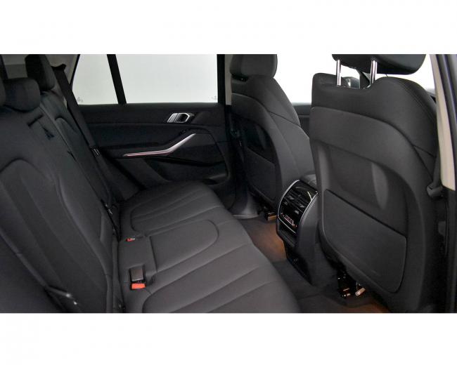 X5 xDrive30d