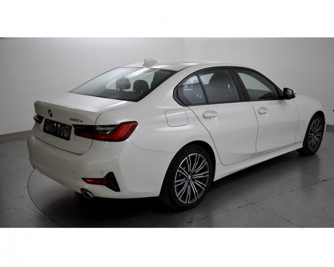 330e Sport Line 