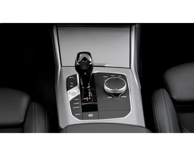 330e Sport Line 