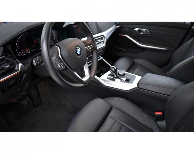 330d Touring xDrive Luxury Line