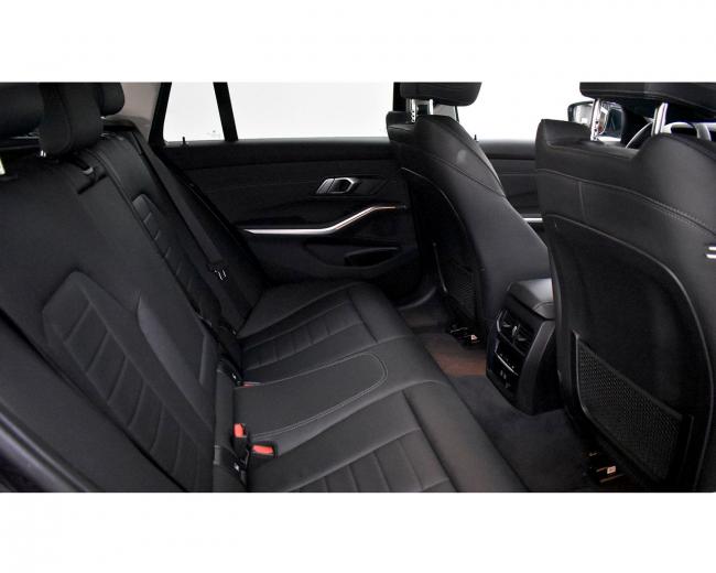 330d Touring xDrive Luxury Line