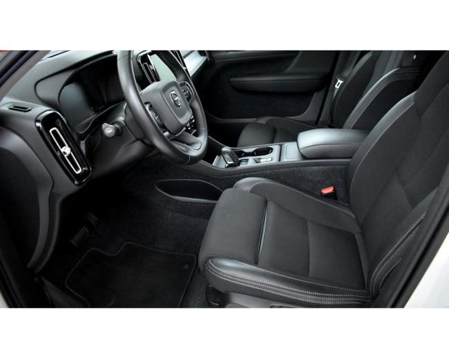 XC40 T3 Momentuum Pro 