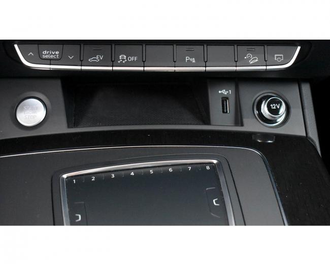 Q5 55 TFSIe Quattro Sport S Line