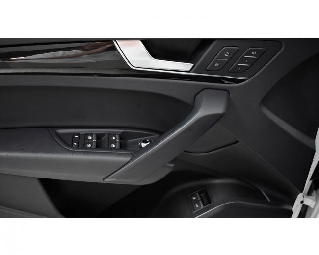 Q5 55 TFSIe Quattro Sport S Line