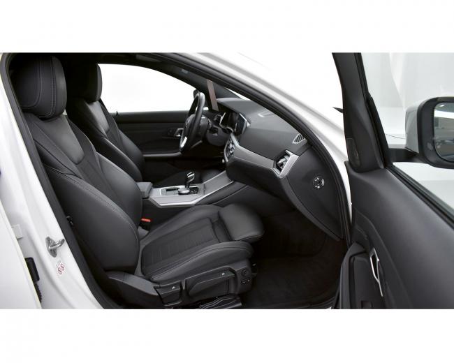 330 e Touring Sport Line 