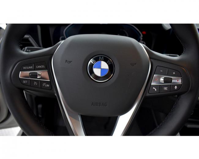 330 e Touring Sport Line 