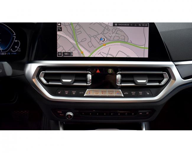 330e Touring xDrive 