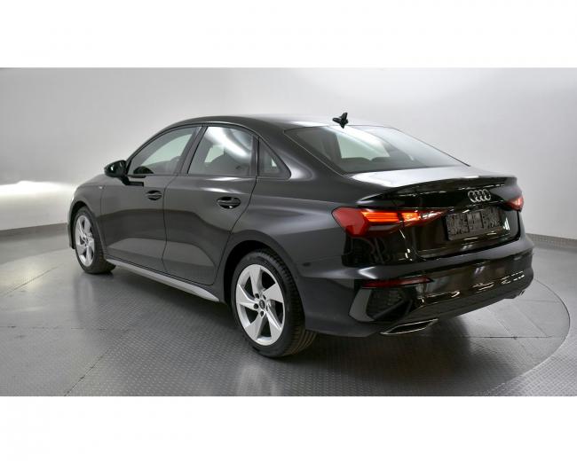 A3 30 TDI S Tronic S Line 