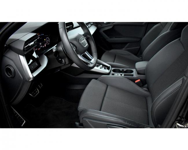 A3 30 TDI S Tronic S Line 