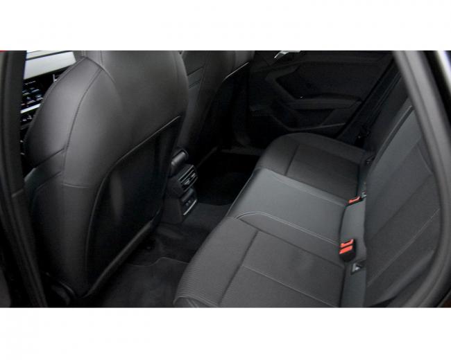 A3 30 TDI S Tronic S Line 