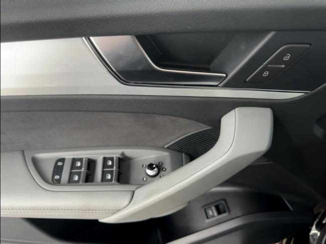 Q5 Sportback 40 TDI quattro S Tronic 