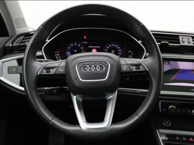 Q3 35 TFSI S Tronic 