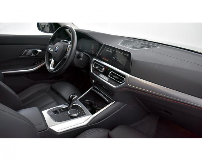 330d Touring xDrive