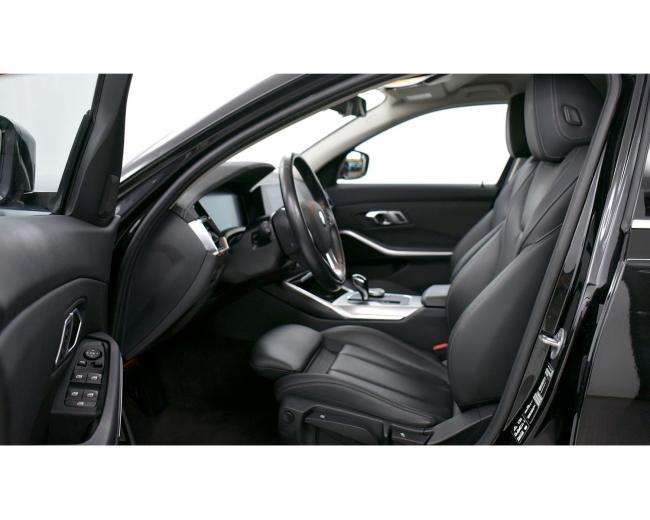 330d Touring xDrive