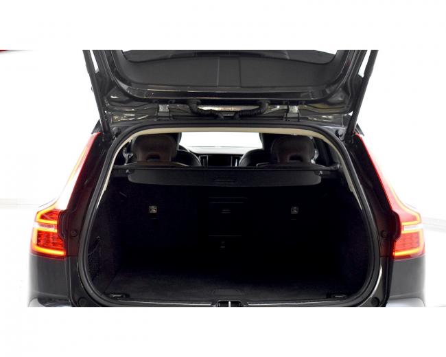 V60 D4 Momentum 