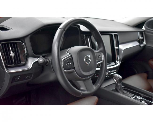 V60 D4 Momentum 