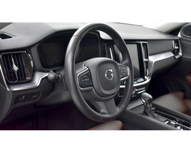 V60 D4 Momentum Pro
