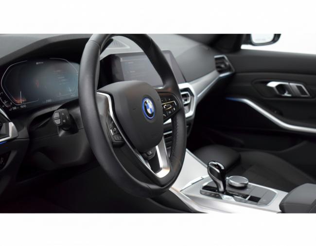330e Sport Line