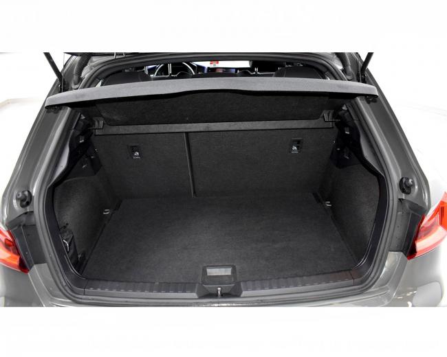 A1 Sportback  40 TFSI S LINE 