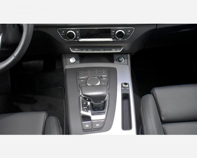 Q5 50 TFSIe Quattro Sport S Line