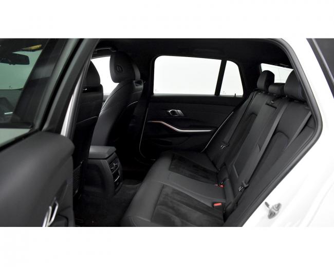 330d Touring M Sport 