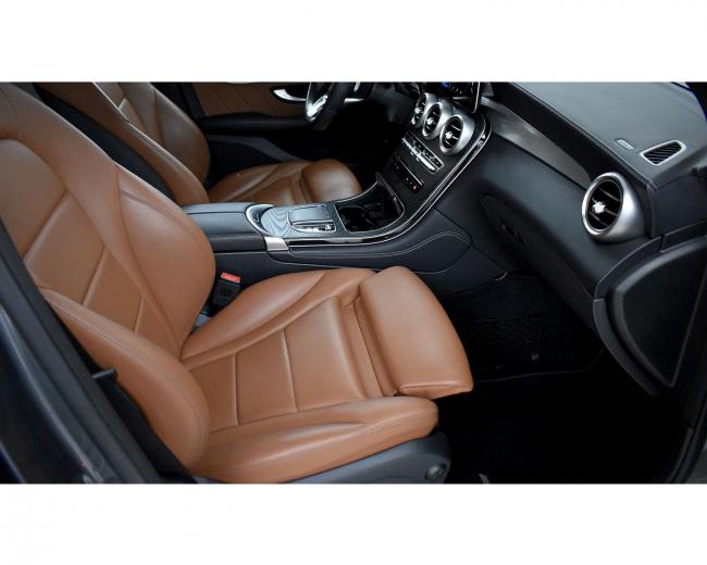 GLC 220d COUPE AMG LINE