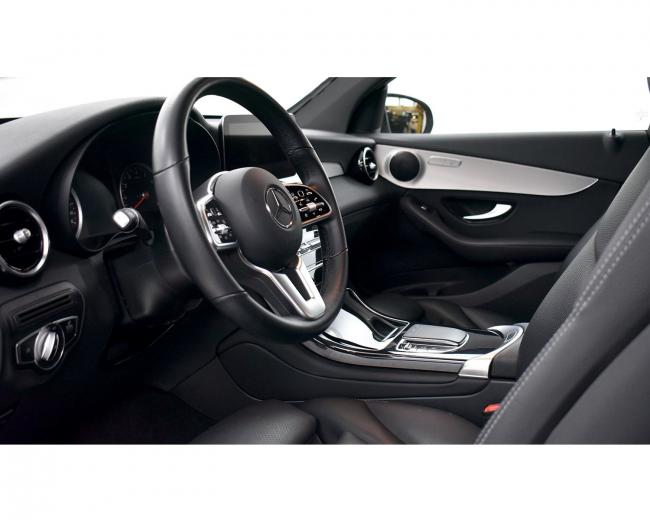 GLC 300e COUPE 4M